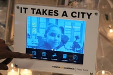 class="gallery-thumb"